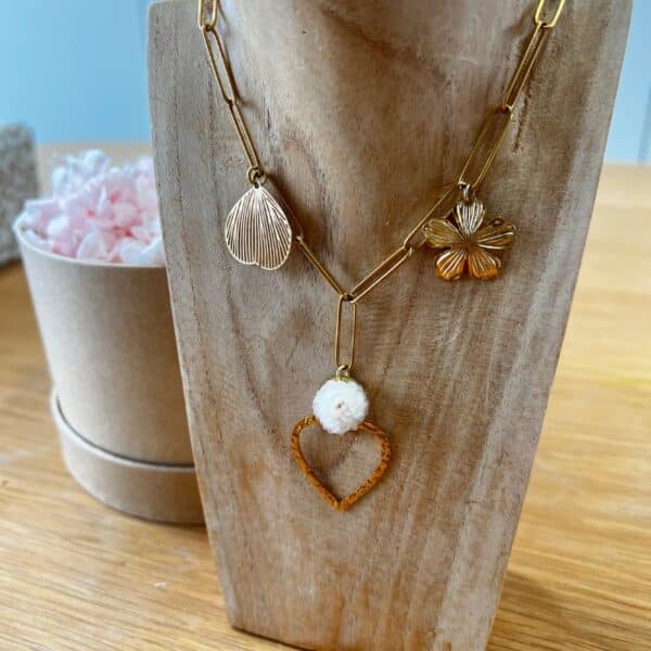 Collier Rosa - fleur immortelle